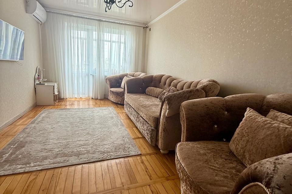 Продаётся 2-комнатная квартира, 42.7 м²