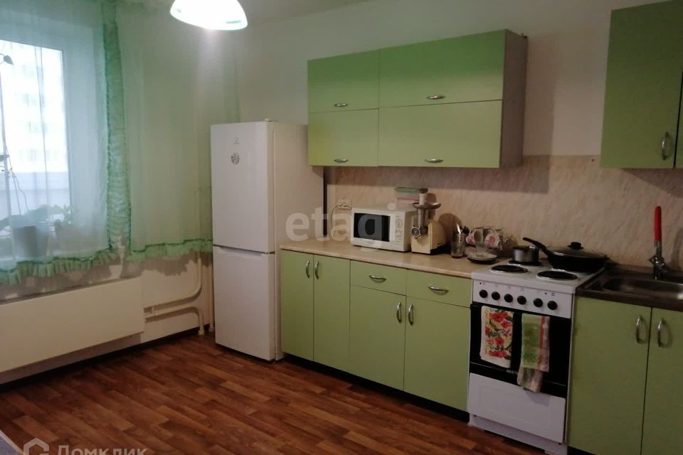 Продаётся 2-комнатная квартира, 56.9 м²