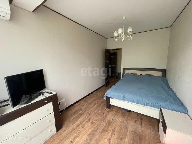 Продаётся 1-комнатная квартира, 39 м²