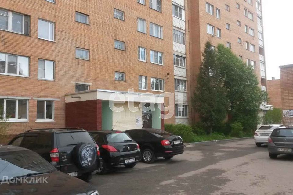 Продаётся 4-комнатная квартира, 76.5 м²