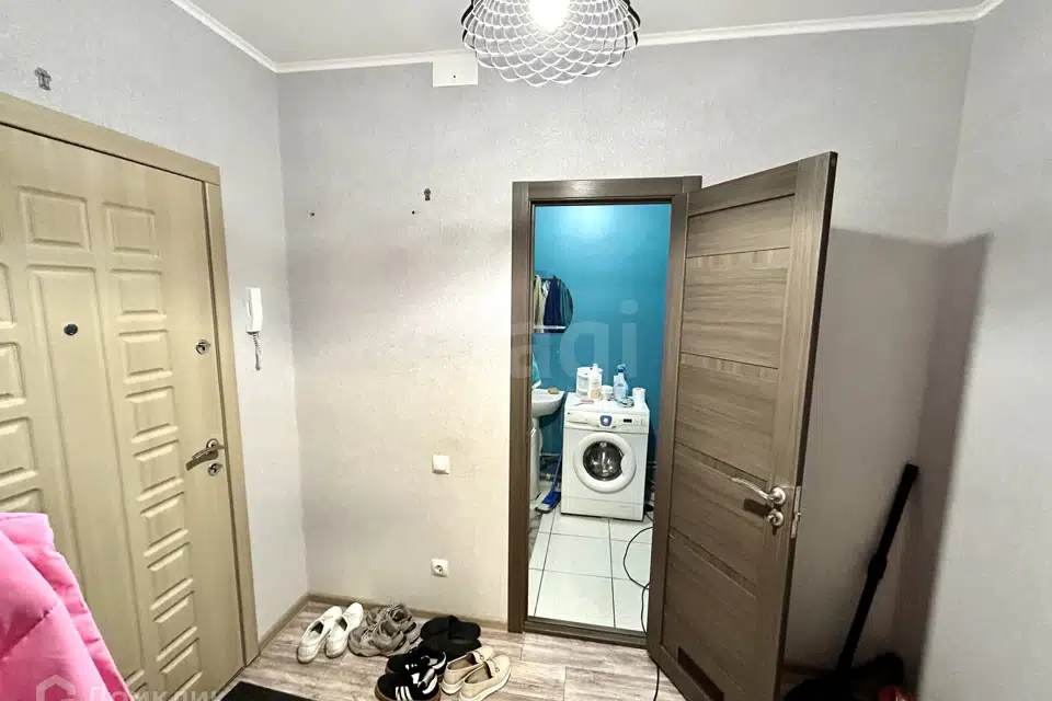 Продаётся 1-комнатная квартира, 35.8 м²