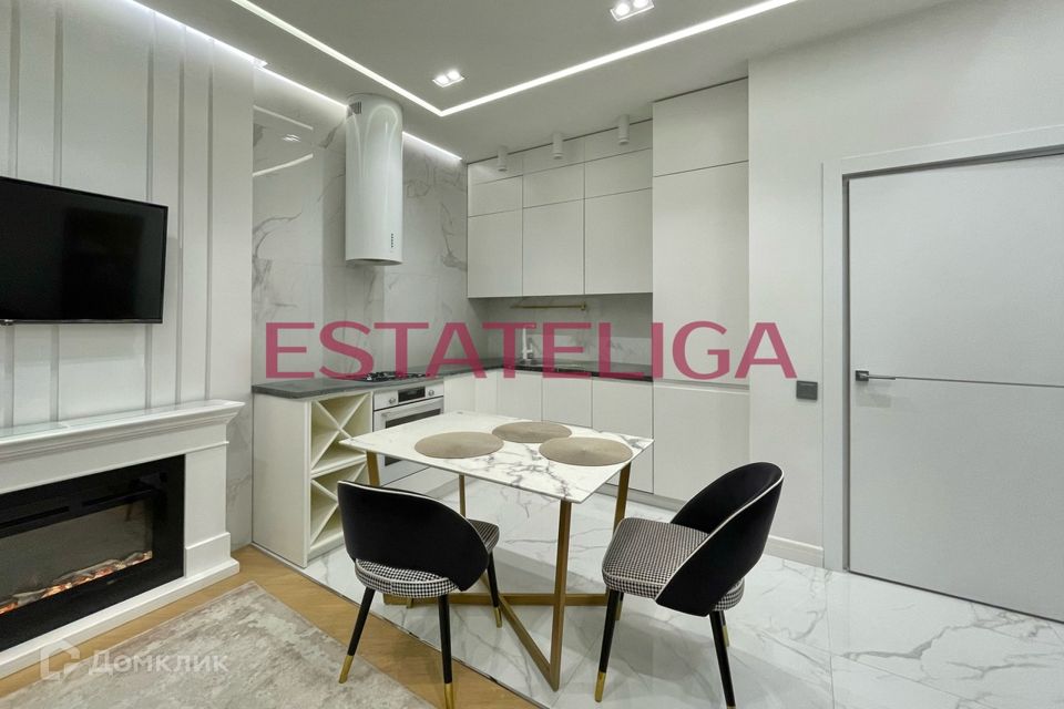Продаётся 2-комнатная квартира, 65 м²