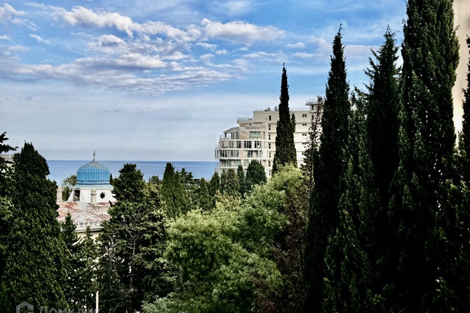 Продаётся 2-комнатная квартира, 98.6 м²