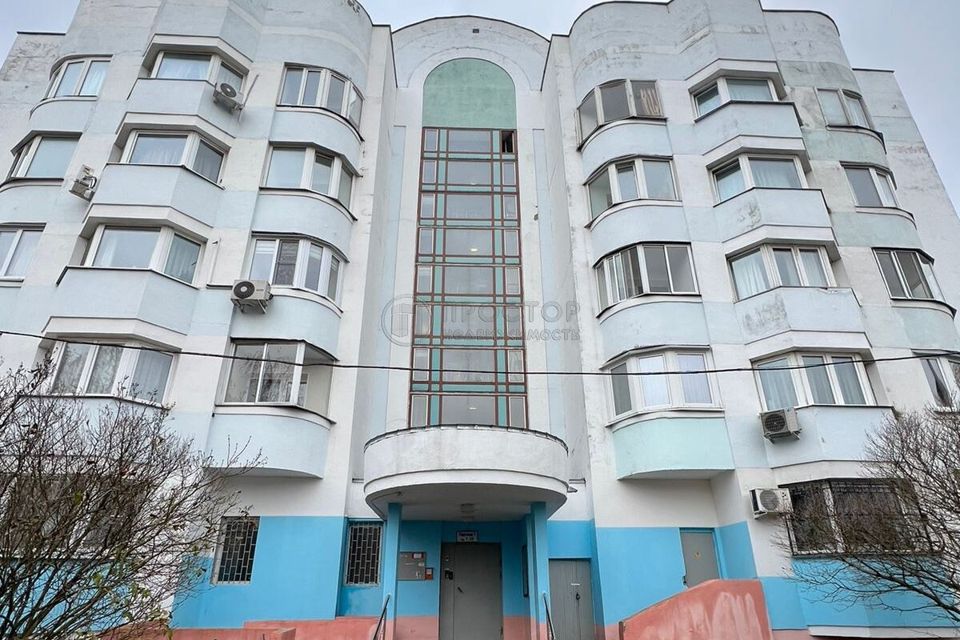 Продаётся 1-комнатная квартира, 46 м²