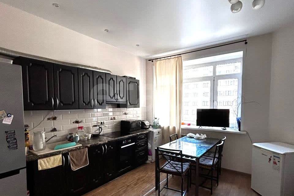 Продаётся 1-комнатная квартира, 58.6 м²