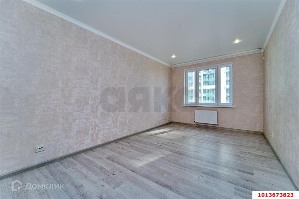 Продаётся 1-комнатная квартира, 42.5 м²