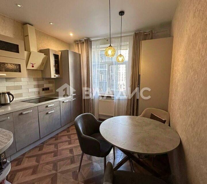 Продаётся 2-комнатная квартира, 56 м²