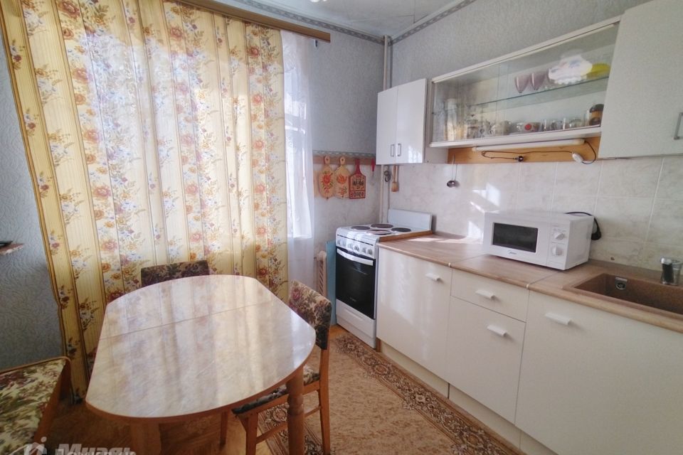 Сдаётся 2-комнатная квартира, 47.3 м²