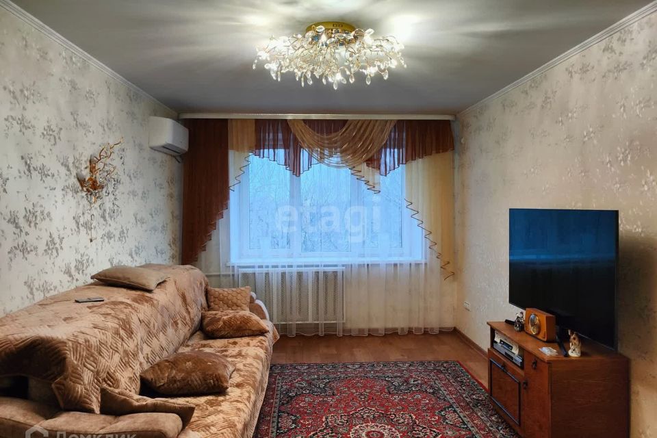 Продаётся 3-комнатная квартира, 61.4 м²
