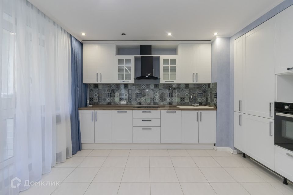 Сдаётся 2-комнатная квартира, 73 м²