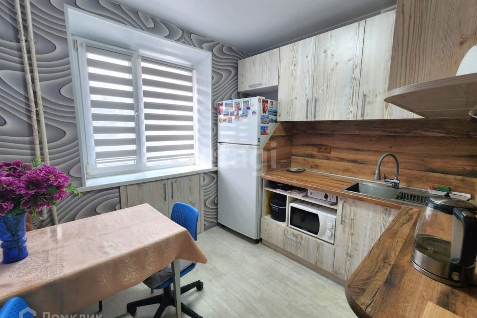 Продаётся 3-комнатная квартира, 57.1 м²