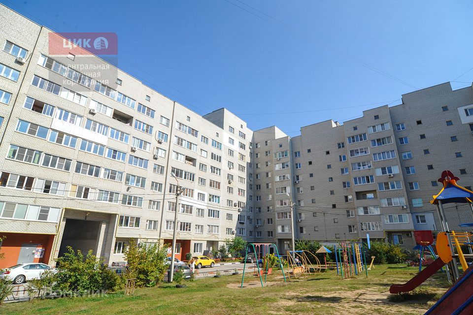Продаётся 2-комнатная квартира, 125.3 м²