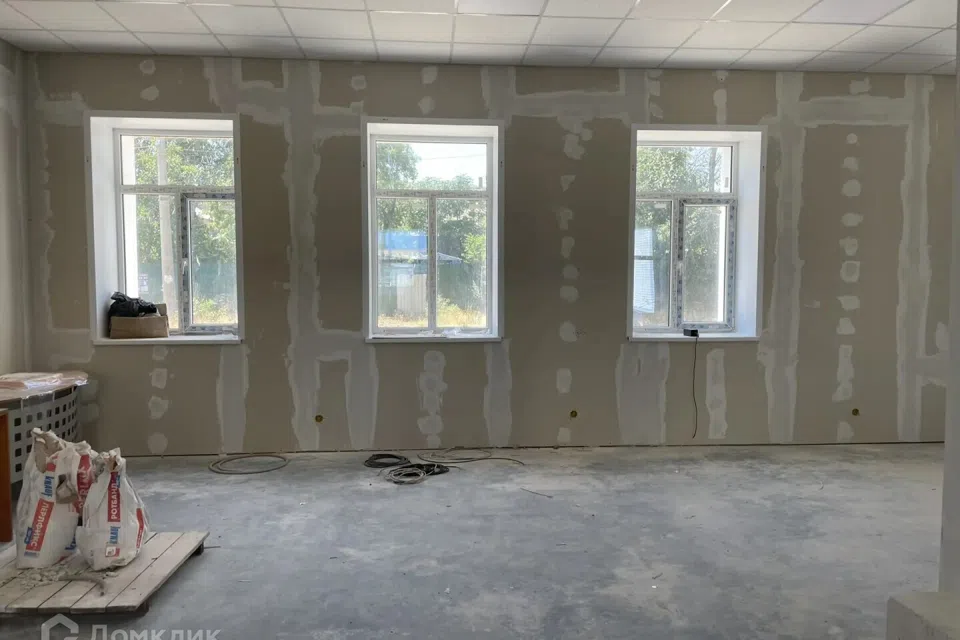 Сдаётся помещение своб. назначения, 200 м²