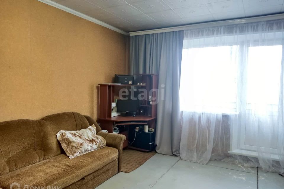 Продаётся 4-комнатная квартира, 76.3 м²