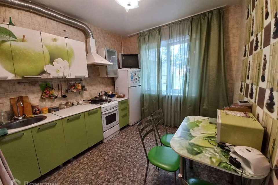 Продаётся 3-комнатная квартира, 62.2 м²