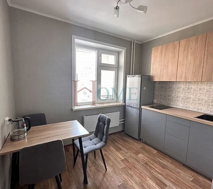 Сдаётся 1-комнатная квартира, 35 м²