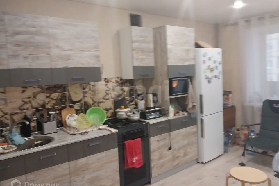 Продаётся 2-комнатная квартира, 79.6 м²