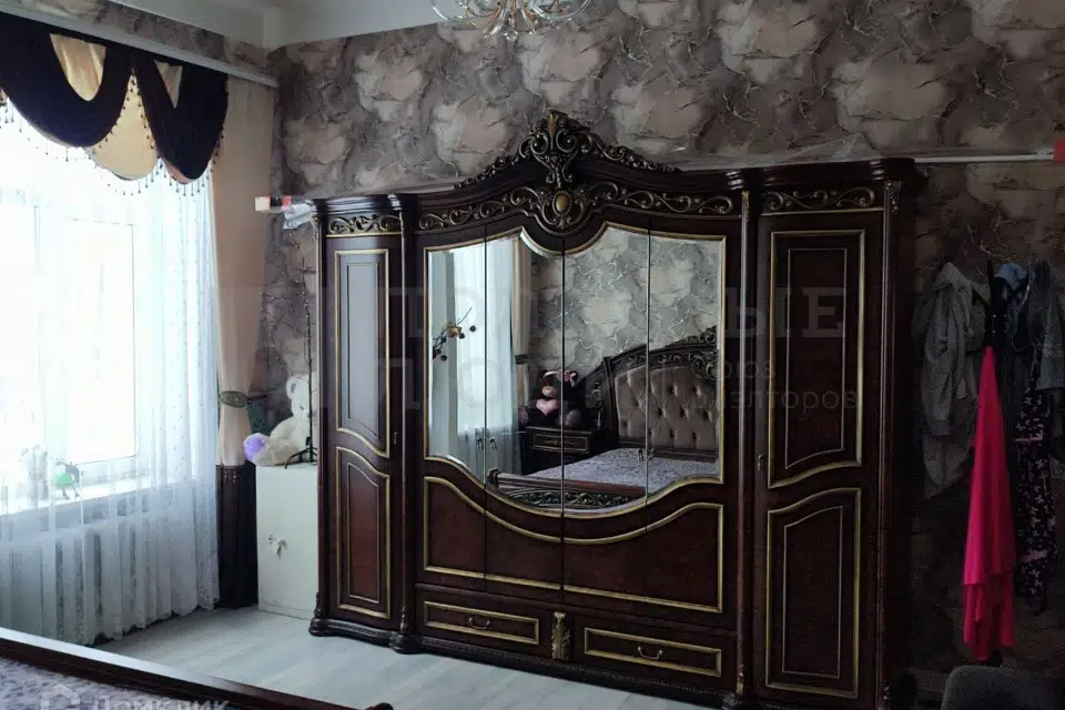 Продаётся 4-комнатная квартира, 113 м²