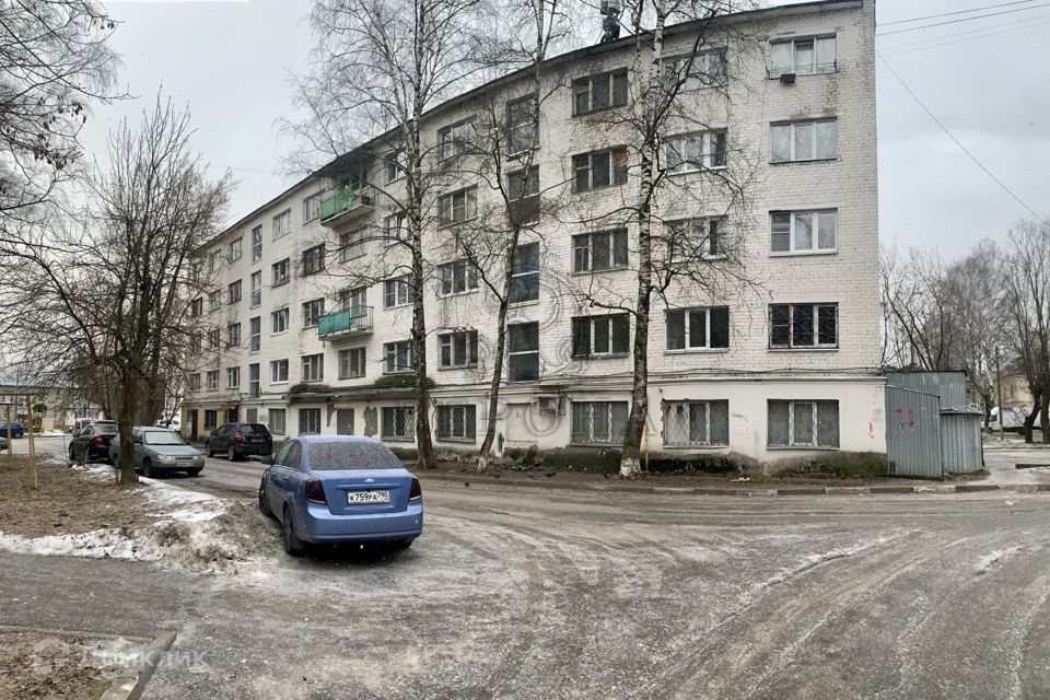 Продаётся комната в 1-комн. квартире, 17 м²