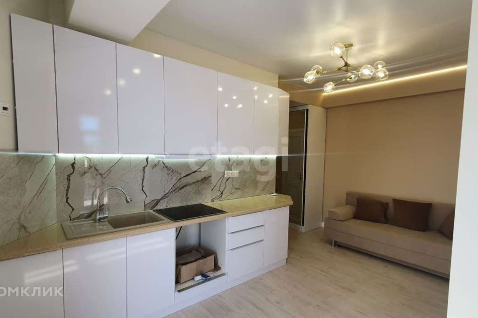 Продаётся 1-комнатная квартира, 35.6 м²