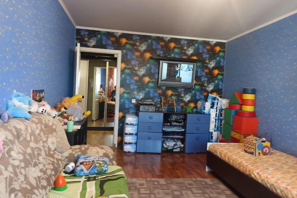 Продаётся 3-комнатная квартира, 100.1 м²