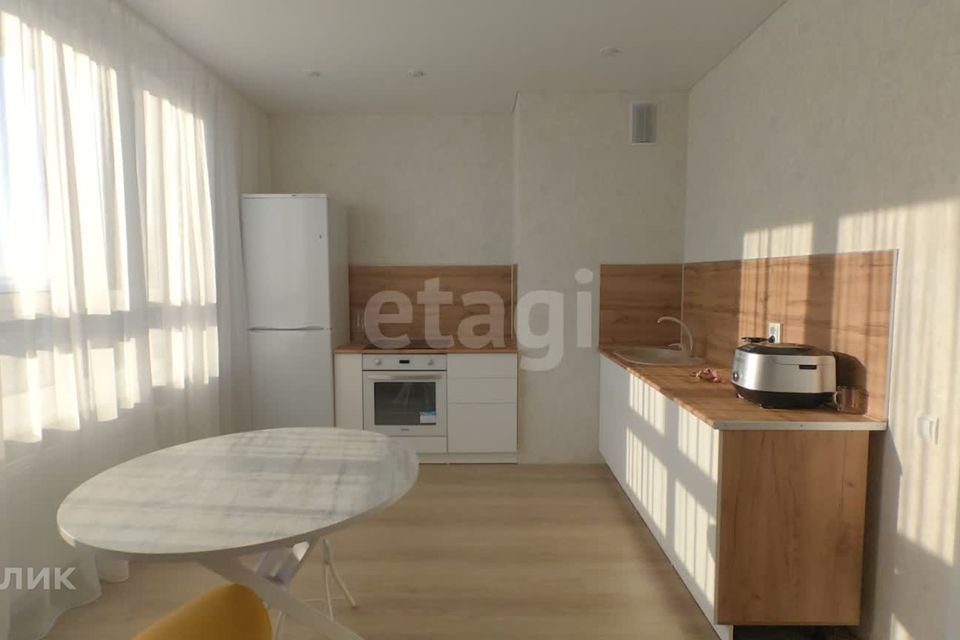 Продаётся 1-комнатная квартира, 47.2 м²