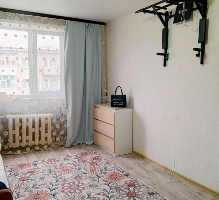 Продаётся 3-комнатная квартира, 58.3 м²
