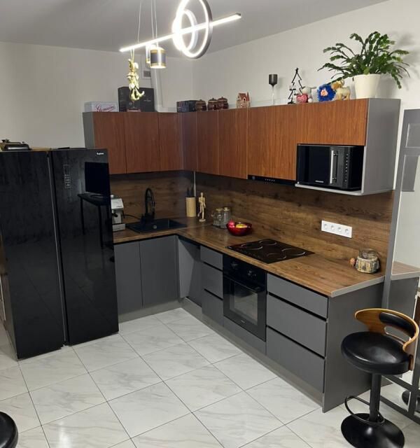 Продаётся 1-комнатная квартира, 37.9 м²