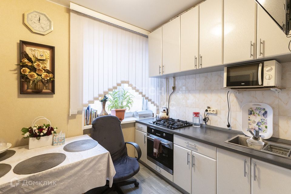 Продаётся 1-комнатная квартира, 32 м²