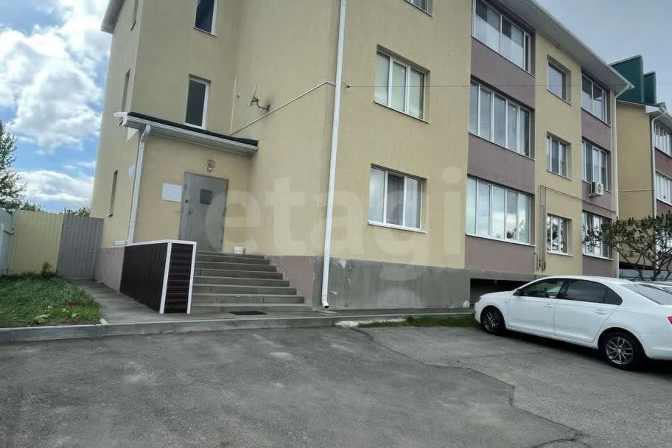 Продаётся 1-комнатная квартира, 40.2 м²