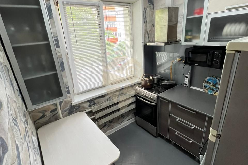 Сдаётся 3-комнатная квартира, 48 м²