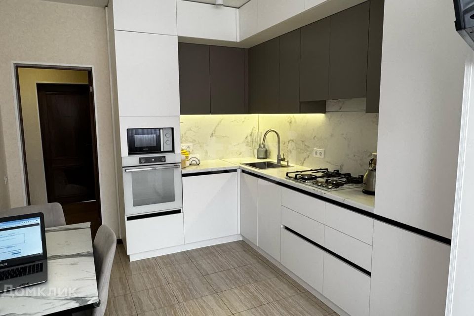 Продаётся 2-комнатная квартира, 60 м²