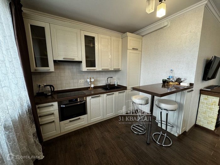 Сдаётся 2-комнатная квартира, 60.5 м²