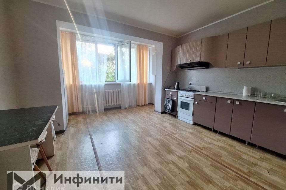 Продаётся 2-комнатная квартира, 90 м²
