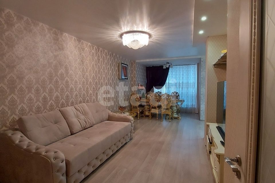 Продаётся 4-комнатная квартира, 118.6 м²