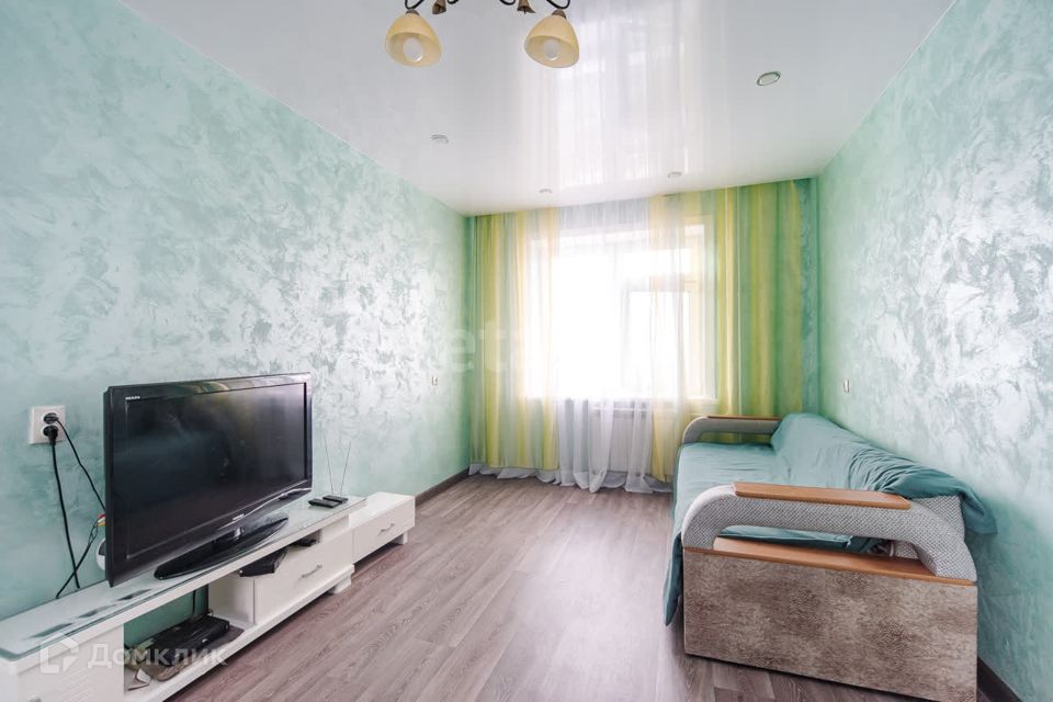 Продаётся 1-комнатная квартира, 39.8 м²