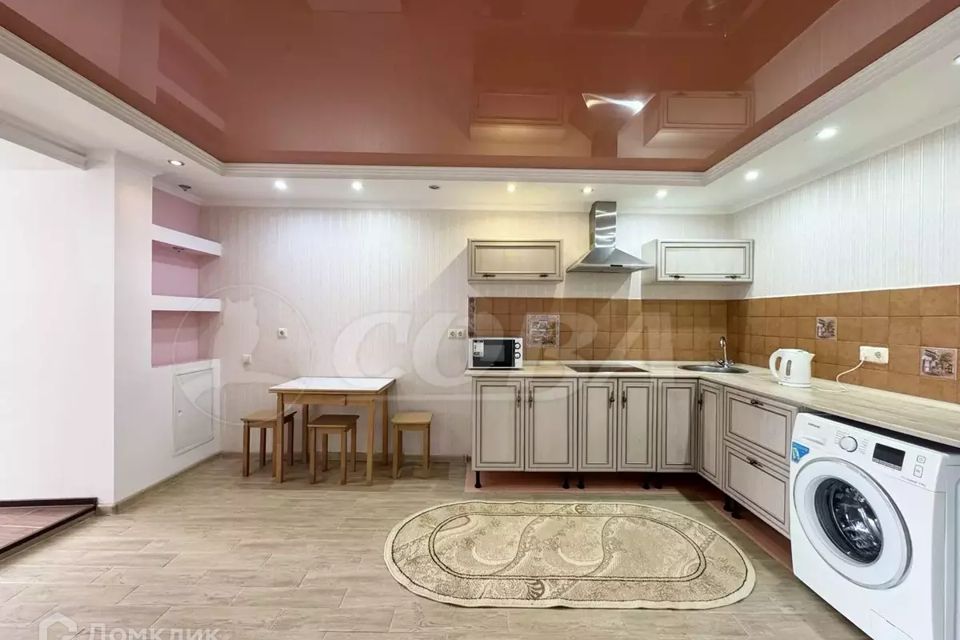 Сдаётся 1-комнатная квартира, 55 м²