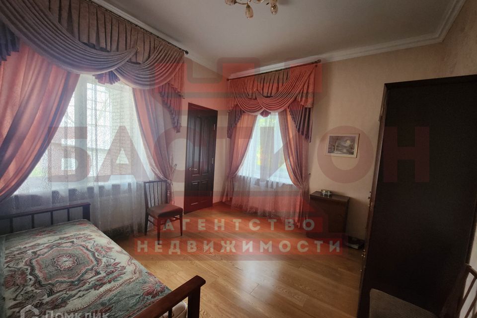 Продаётся таунхаус, 2-эт., 271 м²