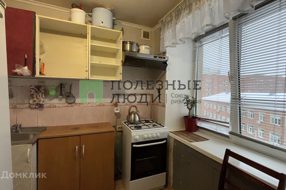 Продаётся 4-комнатная квартира, 59 м²