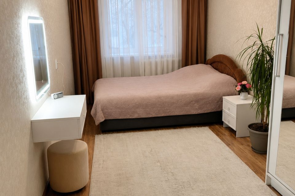 Продаётся 3-комнатная квартира, 58.4 м²