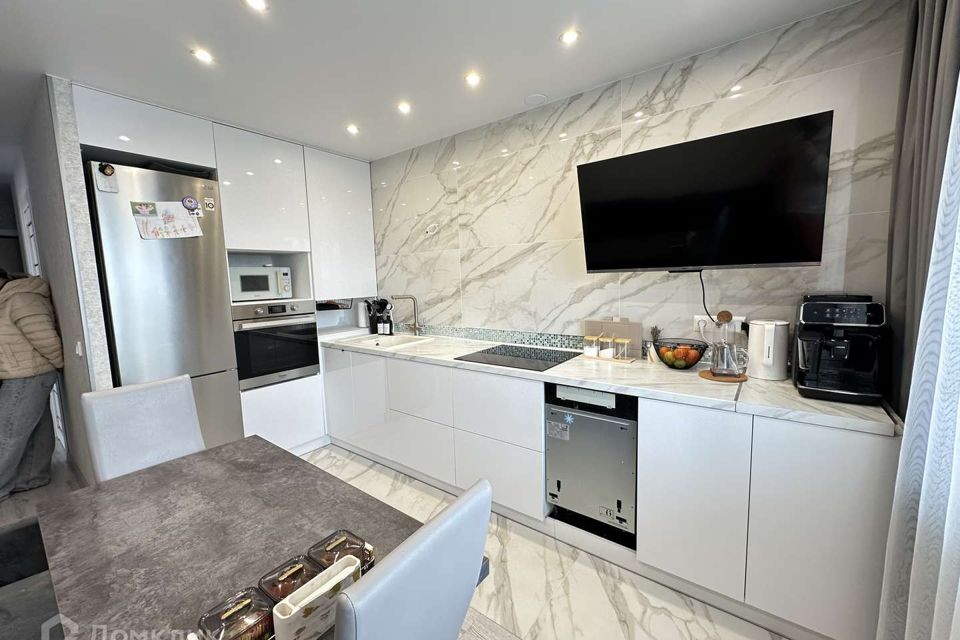 Продаётся 2-комнатная квартира, 53.5 м²