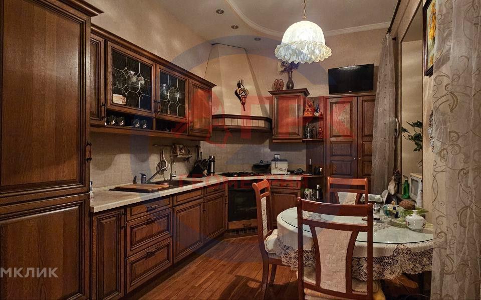 Продаётся 3-комнатная квартира, 93 м²