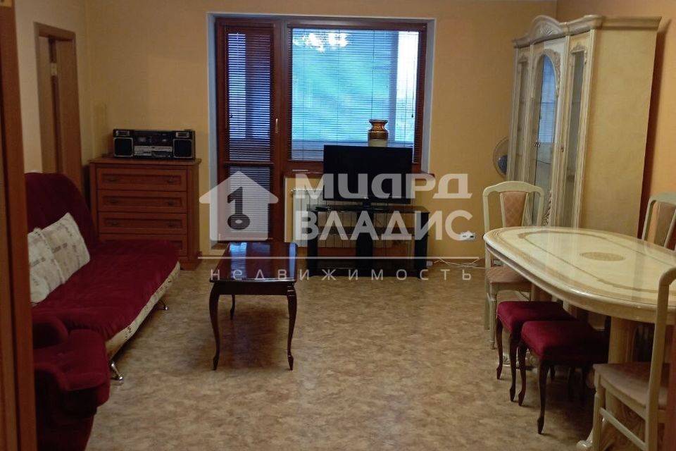 Сдаётся 4-комнатная квартира, 100 м²