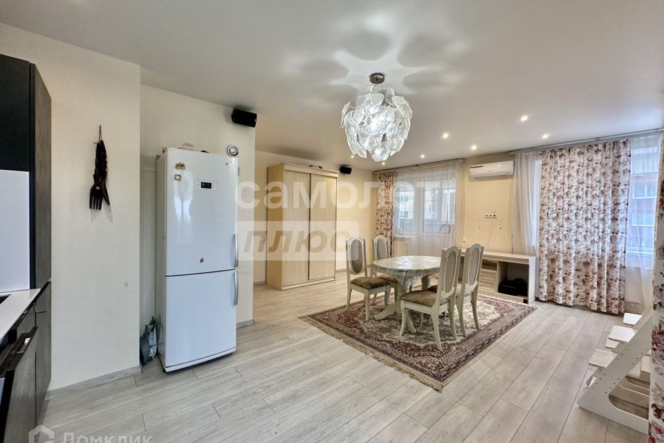 Продаётся 3-комнатная квартира, 73 м²
