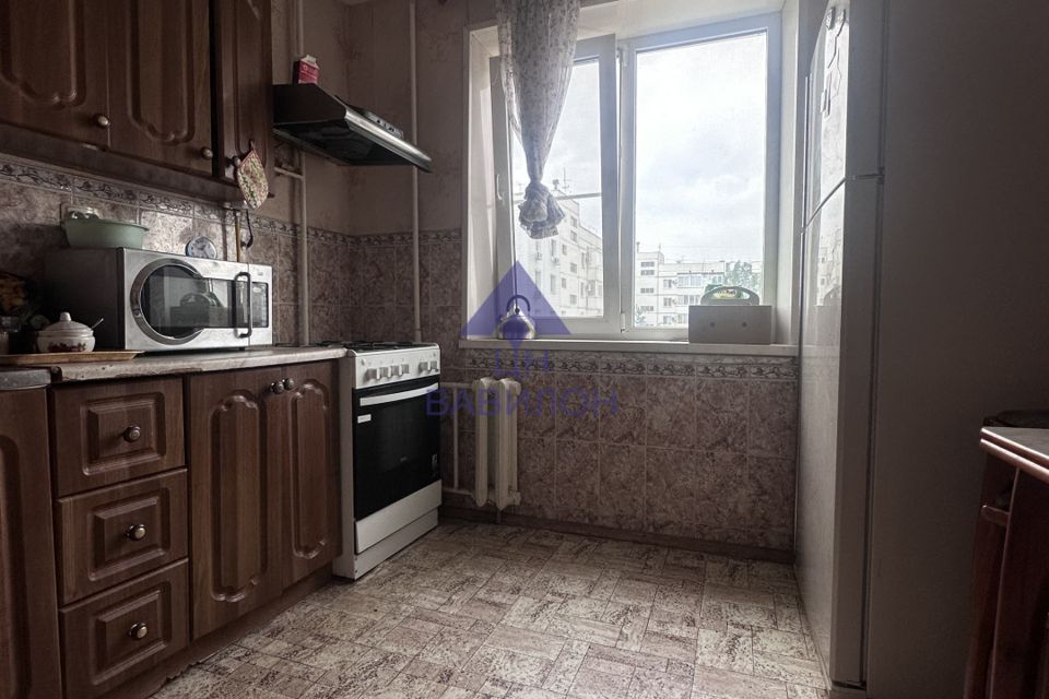 Продаётся 4-комнатная квартира, 77.6 м²