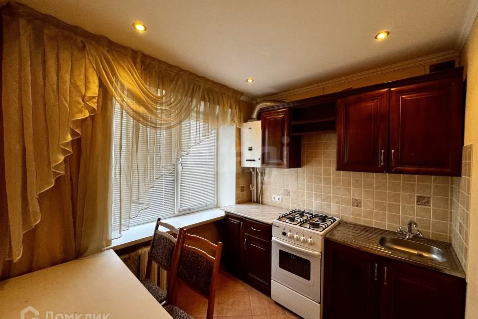 Сдаётся 2-комнатная квартира, 50 м²