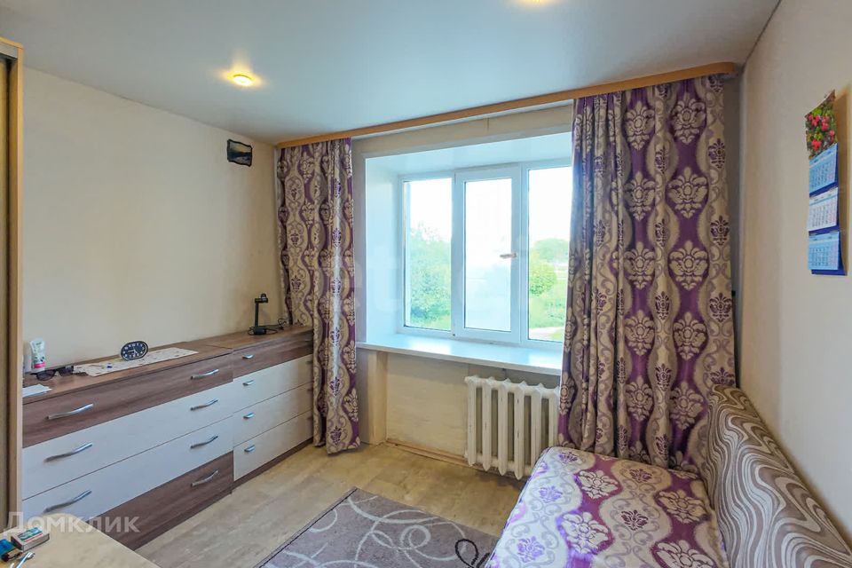 Продаётся комната в 1-комн. квартире, 13 м²