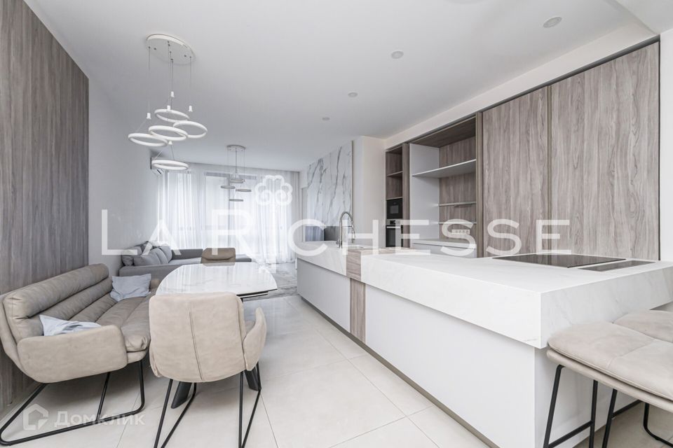 Сдаётся 3-комнатная квартира, 115 м²