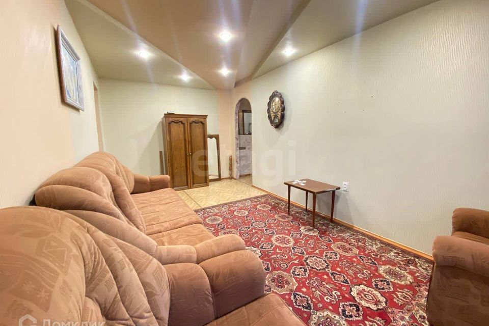 Продаётся 3-комнатная квартира, 57 м²