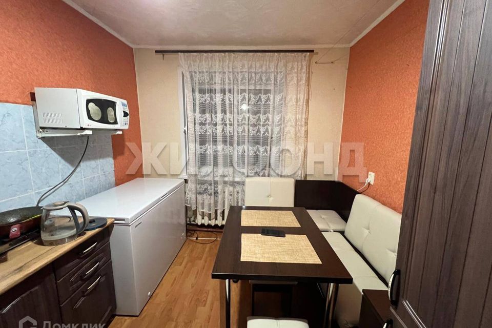 Продаётся 3-комнатная квартира, 63.5 м²
